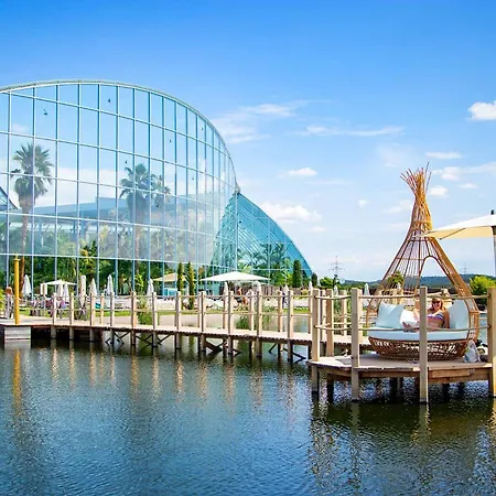 Designer In Erstbezug 75 Tv Mit Netflix Und Offene Küche Wehome Premium * Sinsheim